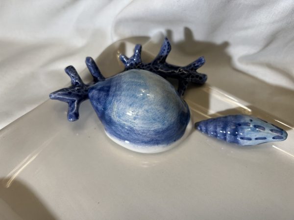 Medium blue coral napkin plate