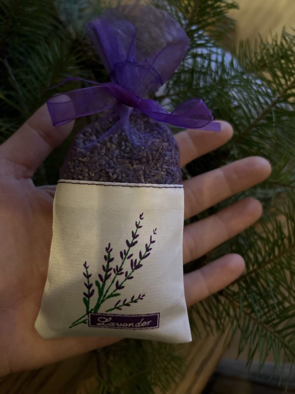 Filled lavender sachet
