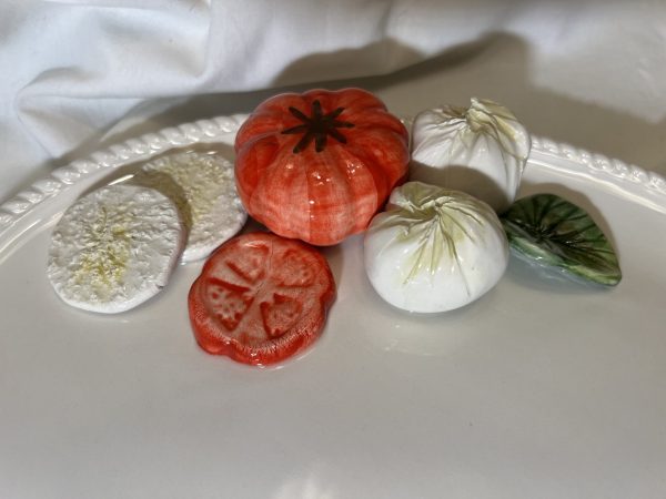 Large oval mozzarella platter