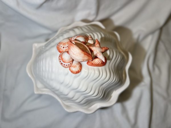 Seashell scampi tureen