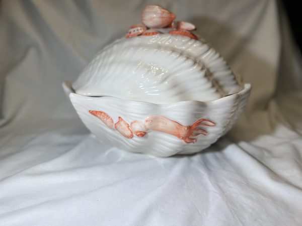 Seashell scampi tureen