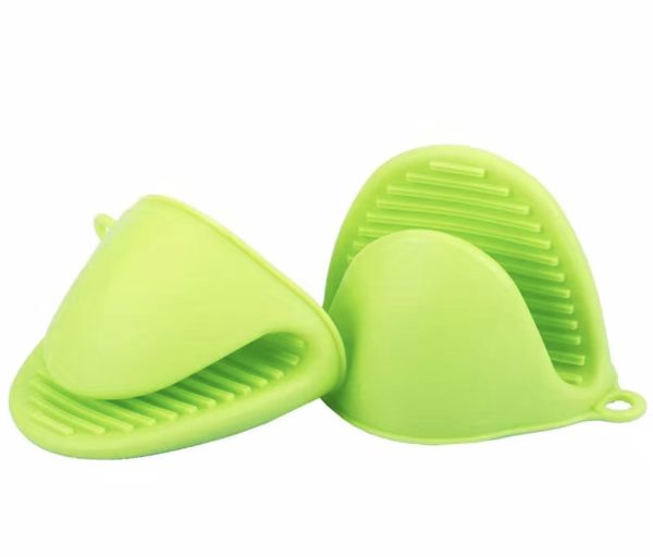 Silicone oven mitts 2 pieces green