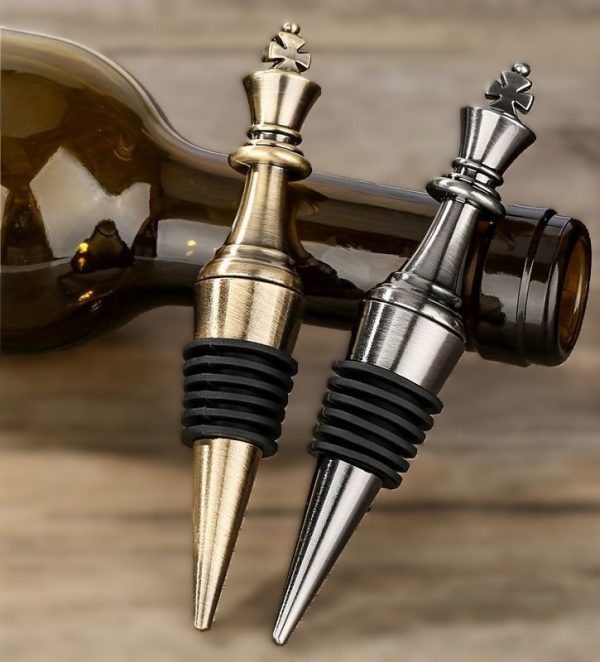 Chess piece bottle stopper - gold wine cork