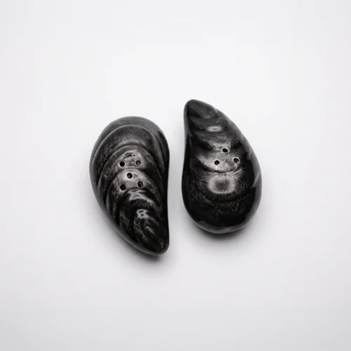 Salt & pepper
