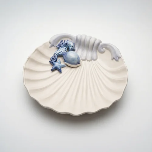 Large seashell plate seahorse