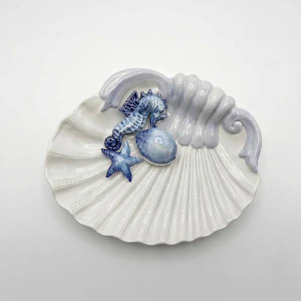 Medium seashell plate seahorse
