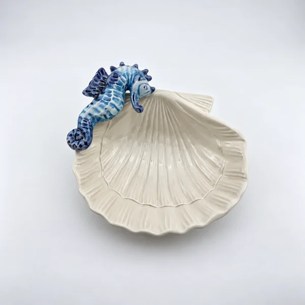 3655d27a-5041-41d1-937f-926ceb20227f copy Seahorse shell bowl