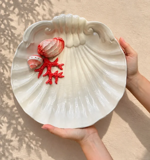 Seashell plate red coral