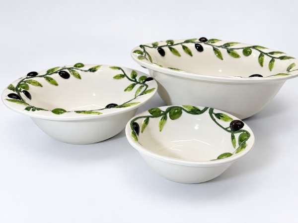 Large olive bowl