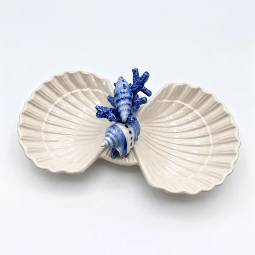 cb576b89-bbd7-4867-9e02-2bb34e34fa4e copy Seashell double bowls blue coral