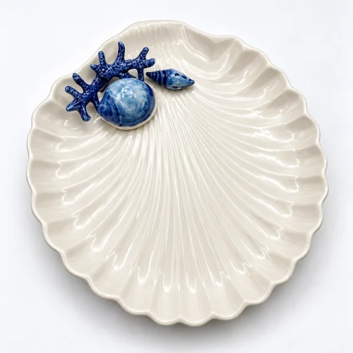 cf76b952-2465-457e-8f7c-c99a84163834 copy Shell plate blue coral