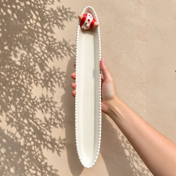 Red baguette dish